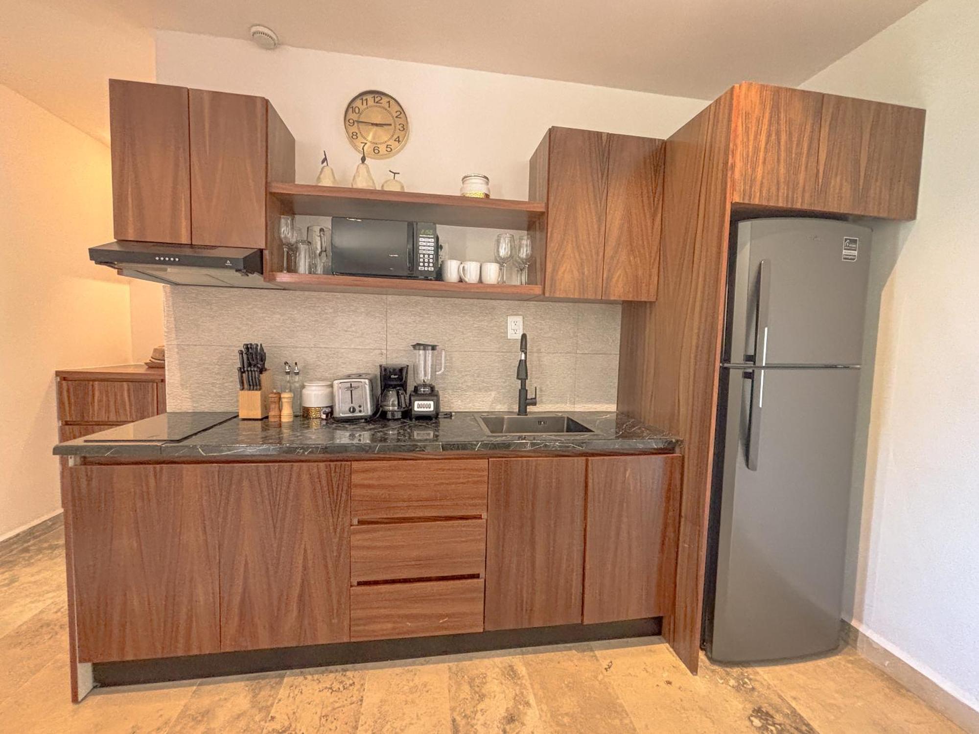 Sak Tuunich Luxury Residences Aparthotel