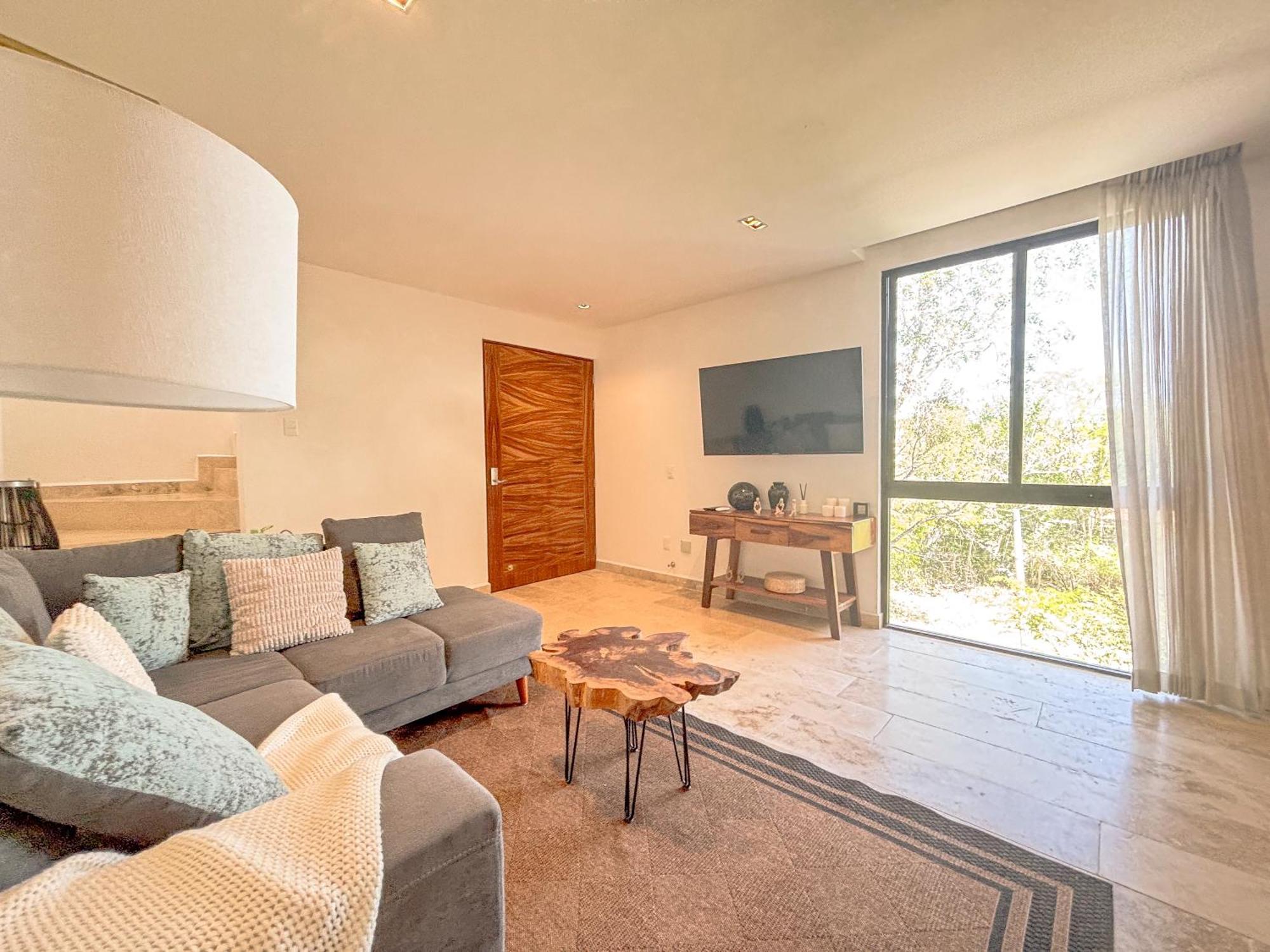 Sak Tuunich Luxury Residences